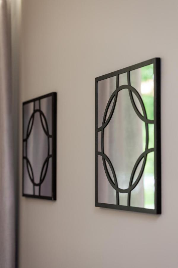Beautiful Two-Bedroom Apartment Warsaw Bielany By Noclegi Renters Esterno foto